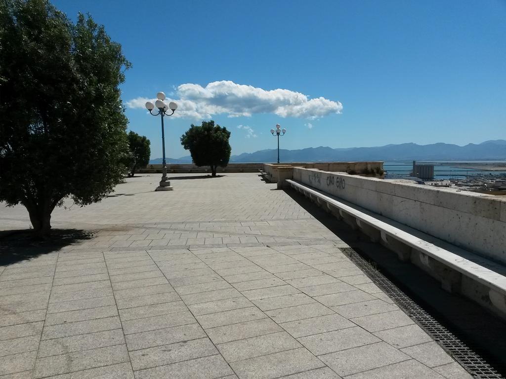 Albergo Aurora Cagliari Exteriör bild